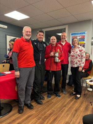 Knock Out Winners being presented with Guy's Tankard